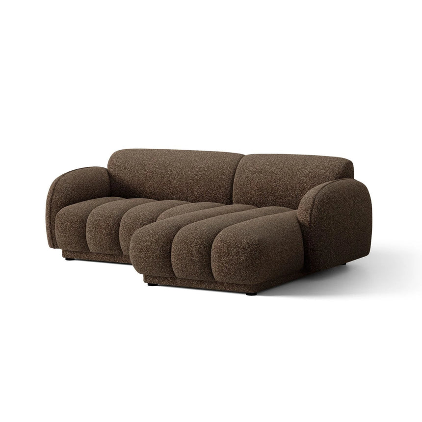 Treviso 3-Sitzer Ecksofa rechts aus Bouclé in Braun (Miles Chocolate), 216x148 cm von Ferrani Interiors – Bild 4