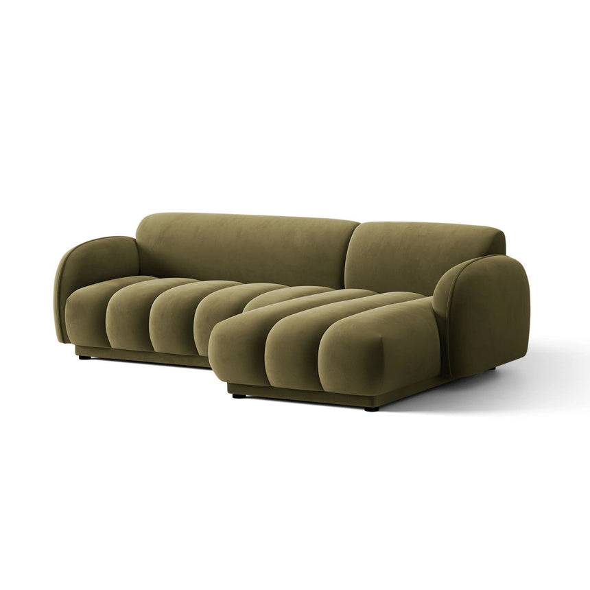 Treviso 3-Sitzer Ecksofa rechts aus Samt in Hellgrün (Casino Forest), 244x148 cm von Ferrani Interiors – Bild 4
