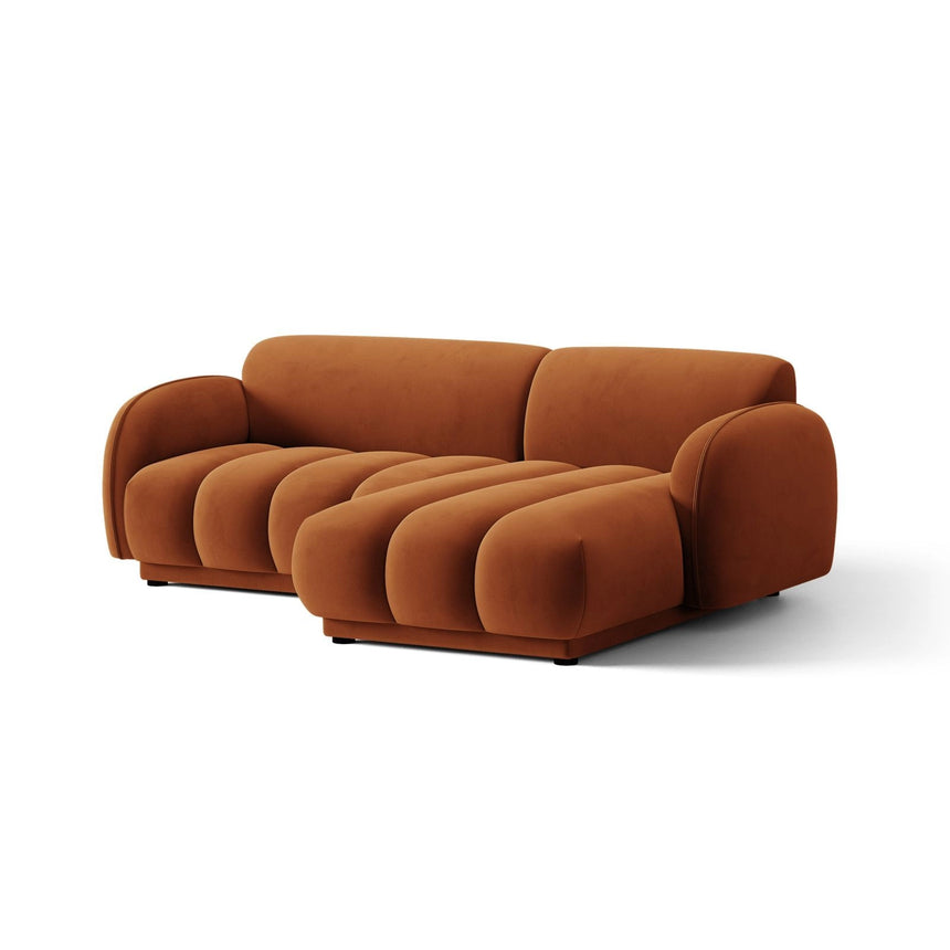Treviso 3-Sitzer Ecksofa rechts aus Samt in Terrakotta (Casino Terracota), 216x148 cm von Ferrani Interiors – Bild 4