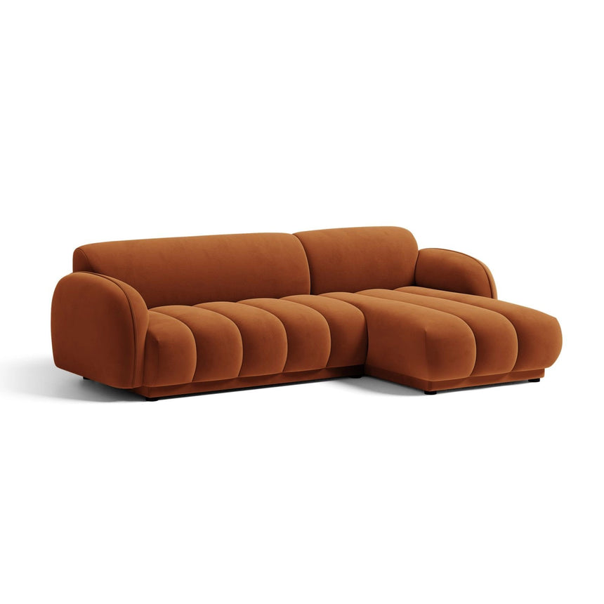 Treviso 3-Sitzer Ecksofa rechts aus Samt in Terrakotta (Casino Terracota), 244x148 cm von Ferrani Interiors – Bild 3