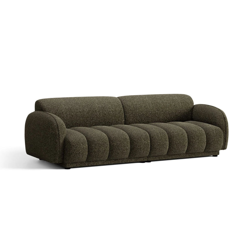 Treviso 4-Sitzer Sofa aus Bouclé in Amazonasgrün (Miles Forest), 244x88 cm von Ferrani Interiors – Bild 3
