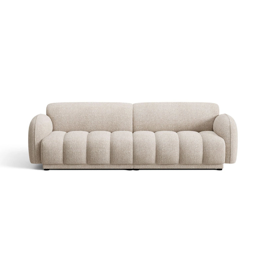 Treviso 4-Sitzer Sofa aus Bouclé in Beige meliert (Miles Sand), 244x88 cm von Ferrani Interiors – Bild 1