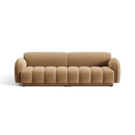Treviso 4-Sitzer Sofa aus Samt in Mandelbeige (Casino Lion), 244x88 cm von Ferrani Interiors – Bild 1
