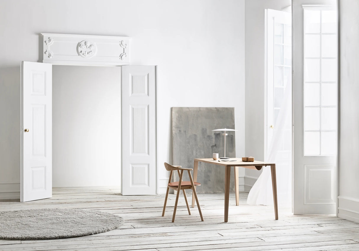 Graceful Schreibtisch aus massiver Eiche 130 x 70, H73 cm - ZEN ZONE Furniture