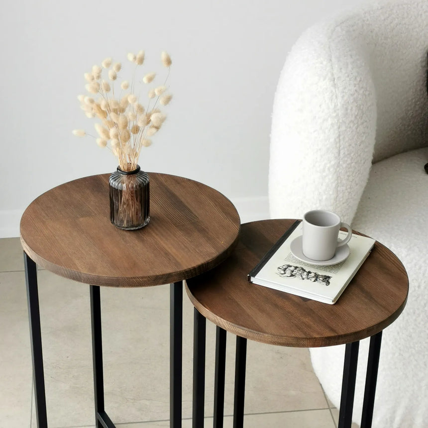 2er-Set Beistelltisch Neta aus massivem Kiefernholz und Metall 35Ø von Hanah Home – Bild 4