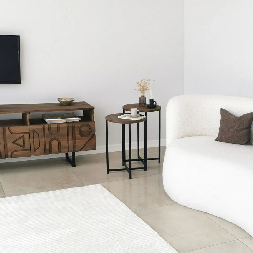 2er-Set Beistelltisch Neta aus massivem Kiefernholz und Metall 35Ø von Hanah Home – Bild 5