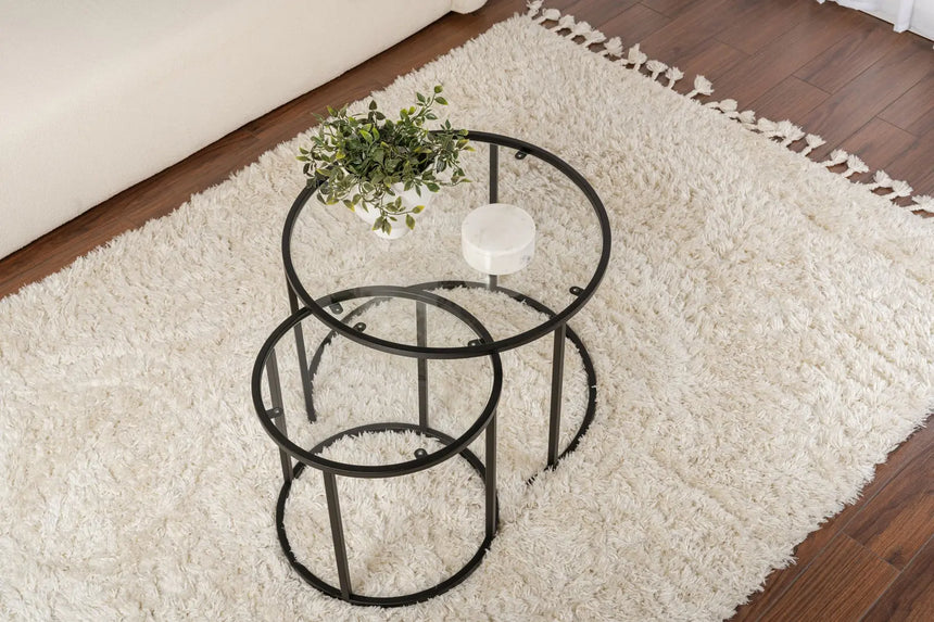 2er-Set Couchtisch Aurum aus gehärtetem Glas und Metall in Schwarz und Transparent 60Ø von Hanah Home – Bild 4