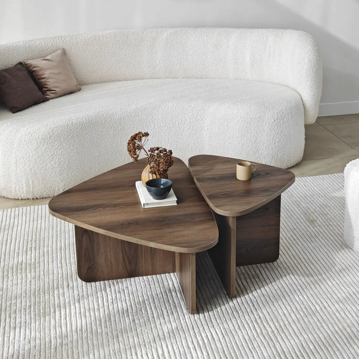 Couchtisch Ballare Set aus melaminharzbeschichteten Holz, 90×60×35 cm von Hanah Home – Bild 6
