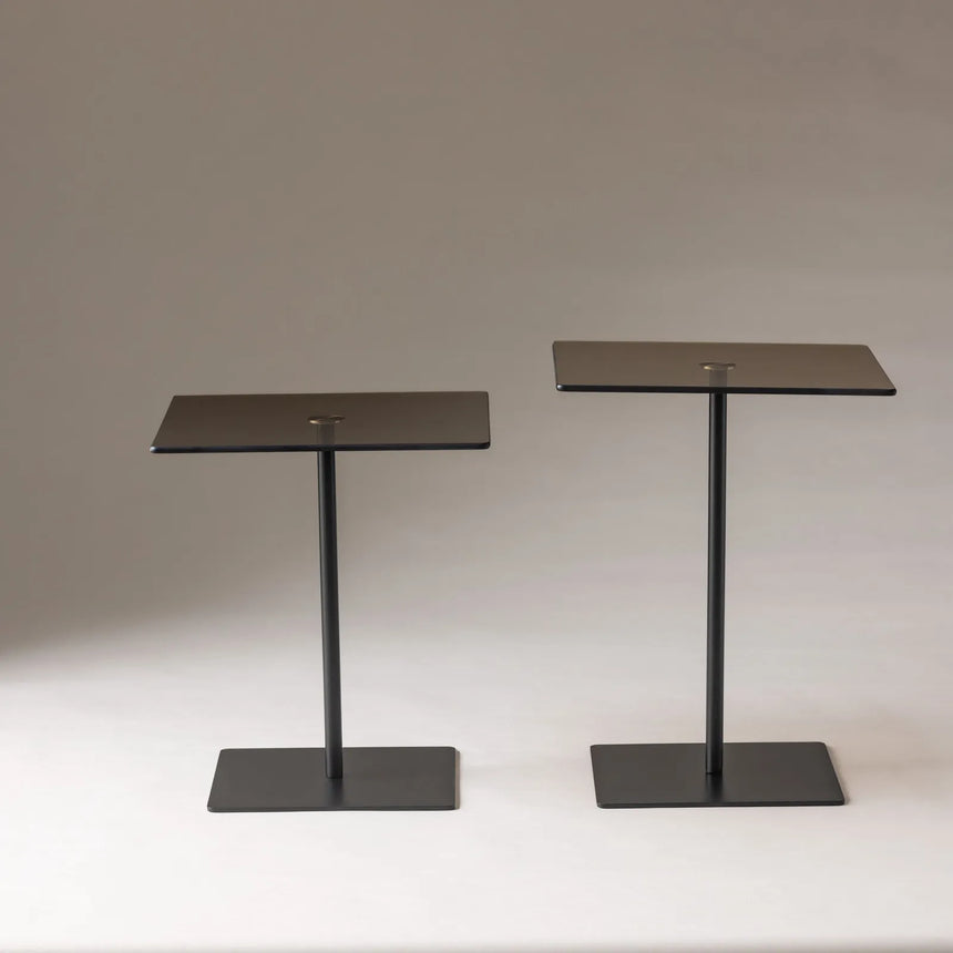 Couchtisch Elegante 2 aus gehärtetem Glas und melaminbeschichteten Holz in Schwarz und Bronze, 45×40×40 cm von Hanah Home – Bild 7