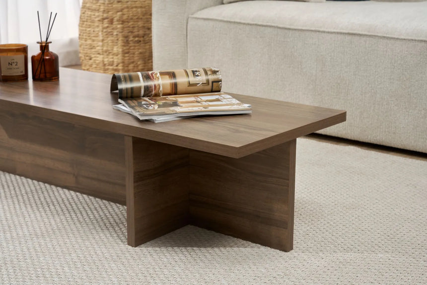 Couchtisch Harbor aus melaminbeschichteter Spanplatte in Walnuss, 120×45×30 cm von Hanah Home – Bild 4