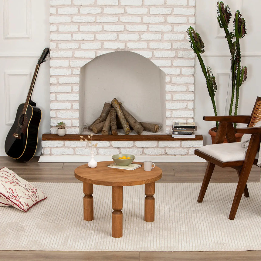 Couchtisch Ida aus Massivholz in Kastanie, 70×70×40 cm von Hanah Home – Bild 2