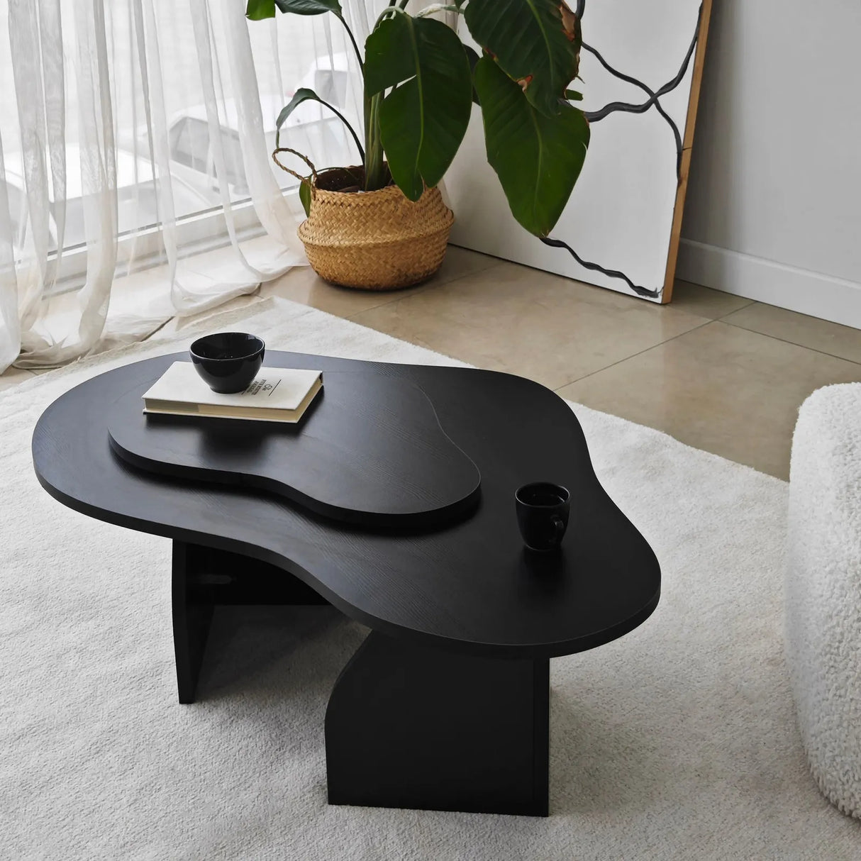 Couchtisch Melted aus melaminbeschichteten Holz in Schwarz, 105×65×35 cm von Hanah Home – Bild 5
