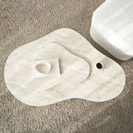 Couchtisch Melted aus melaminbeschichteten Holz in Travertin, 105×65×35 cm von Hanah Home – Bild 6