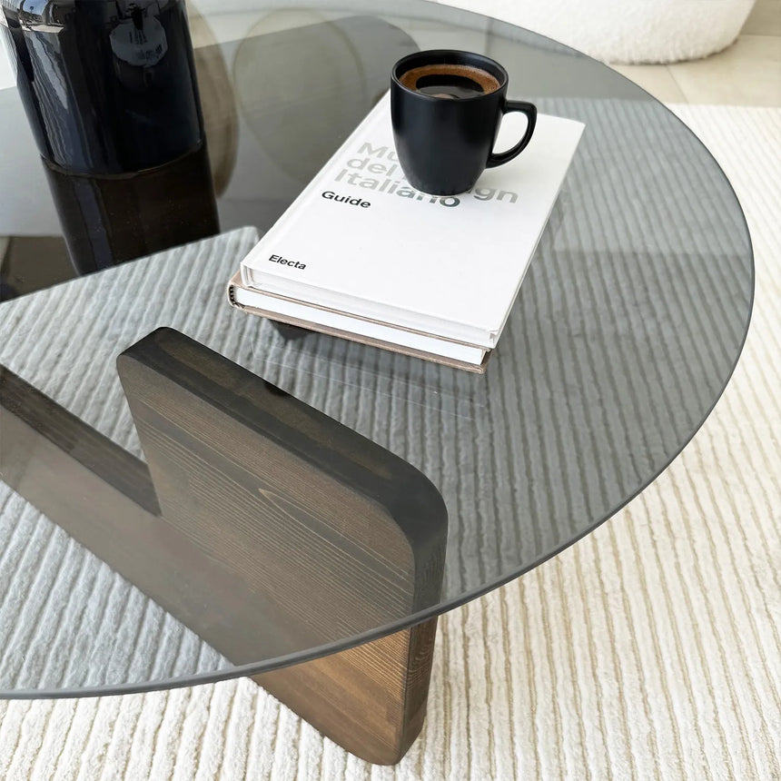 Couchtisch Mia aus massivem Kiefernholz und gehärtetem Glas, 75×75×35 cm von Hanah Home – Bild 5