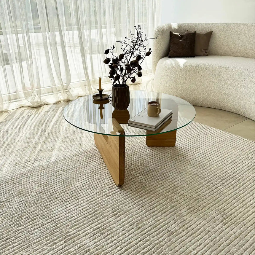 Couchtisch Mia aus massivem Kiefernholz und gehärtetem Glas in Eiche und Transparent, 75×75×35 cm von Hanah Home – Bild 2