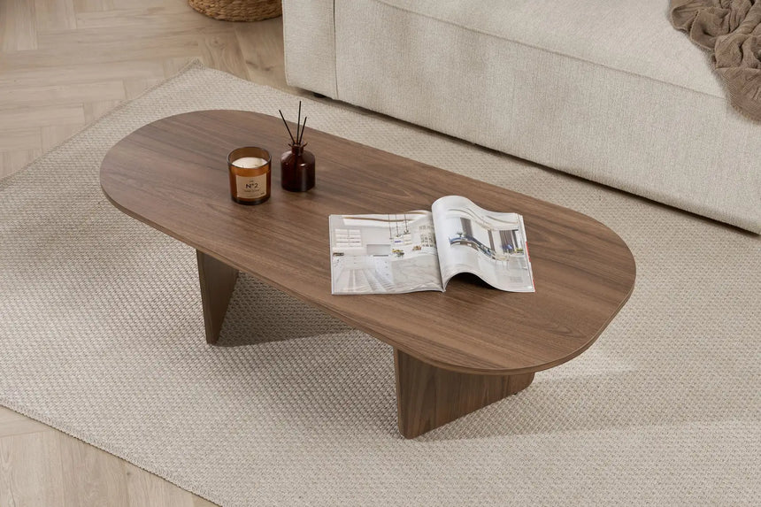 Couchtisch Ovalis aus melaminbeschichteter Spanplatte in Nussbaum, 130×65×40 cm von Hanah Home – Bild 3
