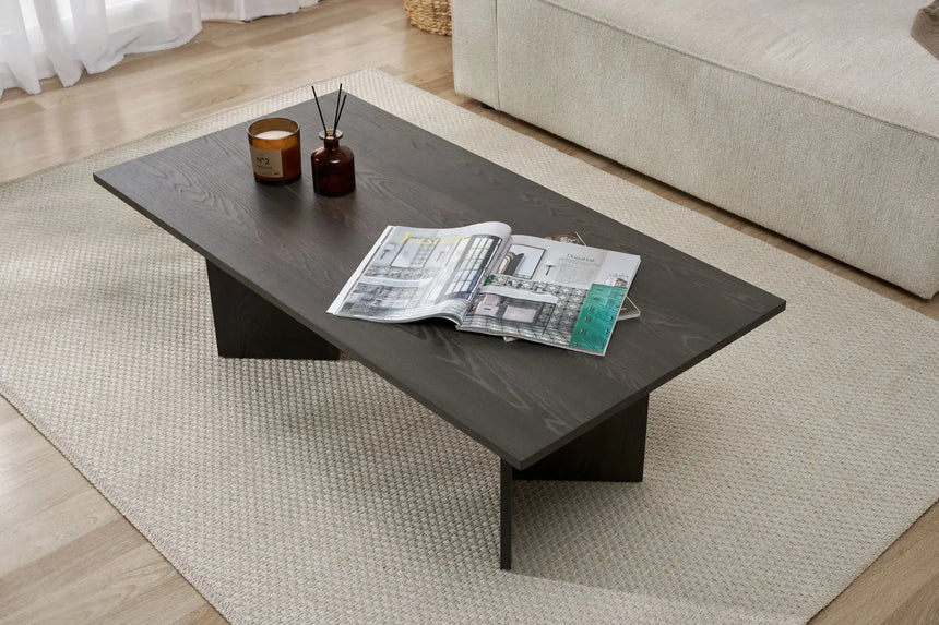 Couchtisch Sabin aus melaminbeschichteten Holz in Lumiere Black, 119×60×40 cm von Hanah Home – Bild 3