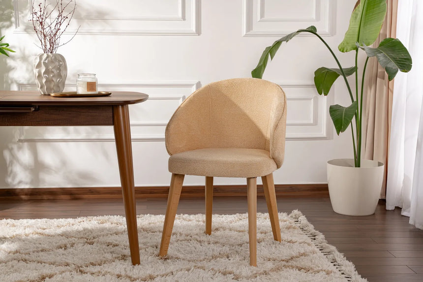 Essstuhl Bentley aus Buche und Baumwolle in Beige und heller Eiche, 2er-Pack von Hanah Home – Bild 1