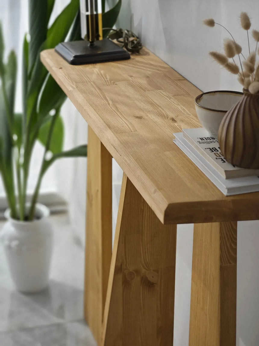Kommode Cleopatra aus Massivholz in Eiche, 100×28×83 cm von Hanah Home – Bild 7