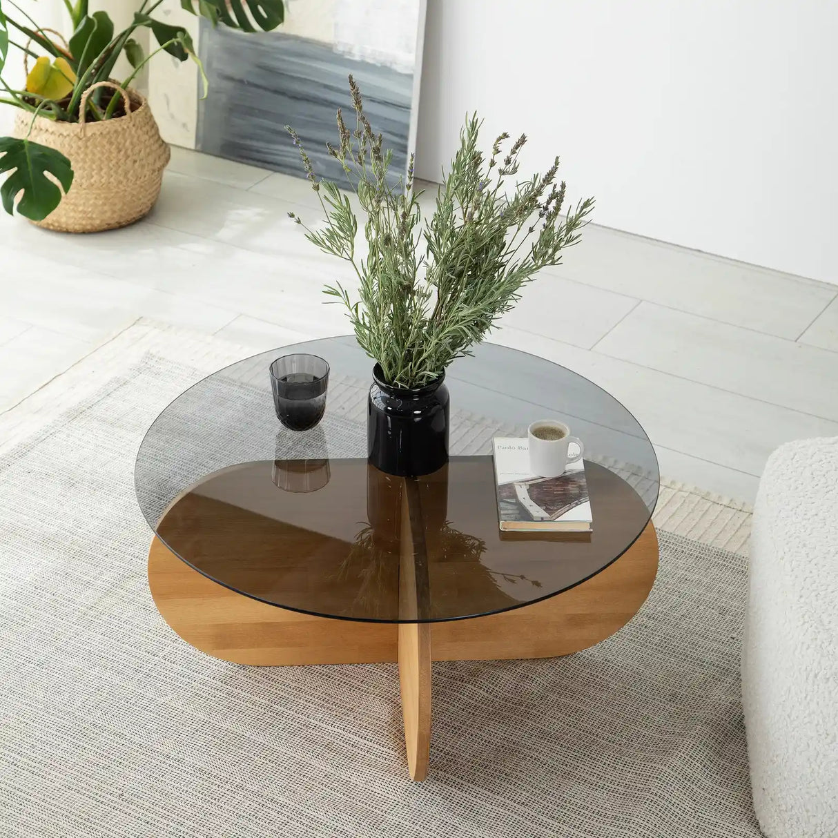 Runder Couchtisch Bubble aus massivem Kiefernholz und gehärtetem Glas in Eiche 75Ø von Hanah Home – Bild 2