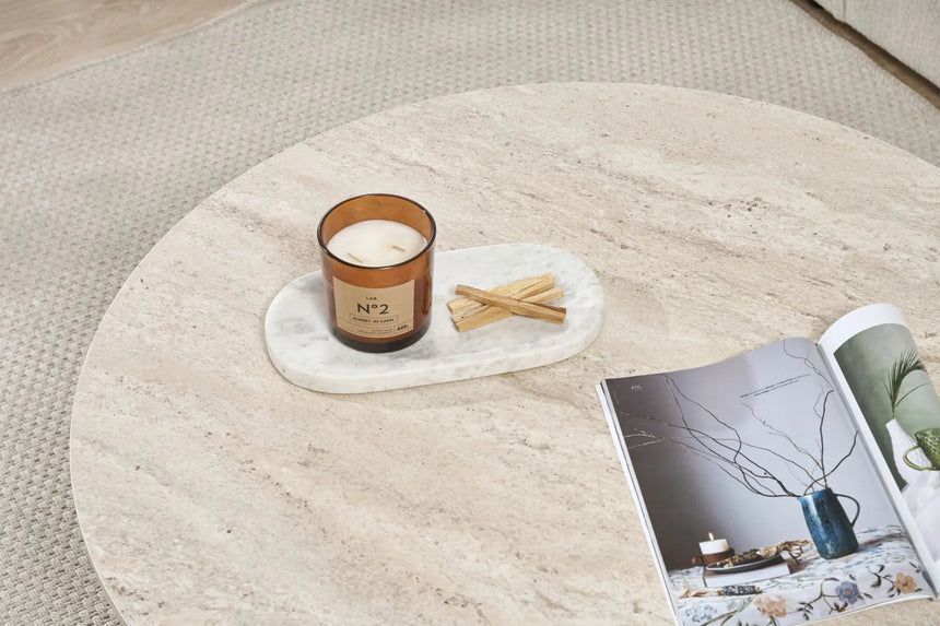 Runder Couchtisch Soleil aus melaminbeschichteter Spanplatte in Travertin 90Ø von Hanah Home – Bild 5