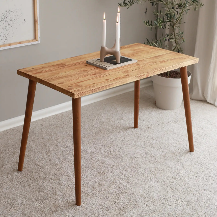 Schreibtisch Cozy aus massivem Kiefernholz, 110×60×73 cm von Hanah Home – Bild 1
