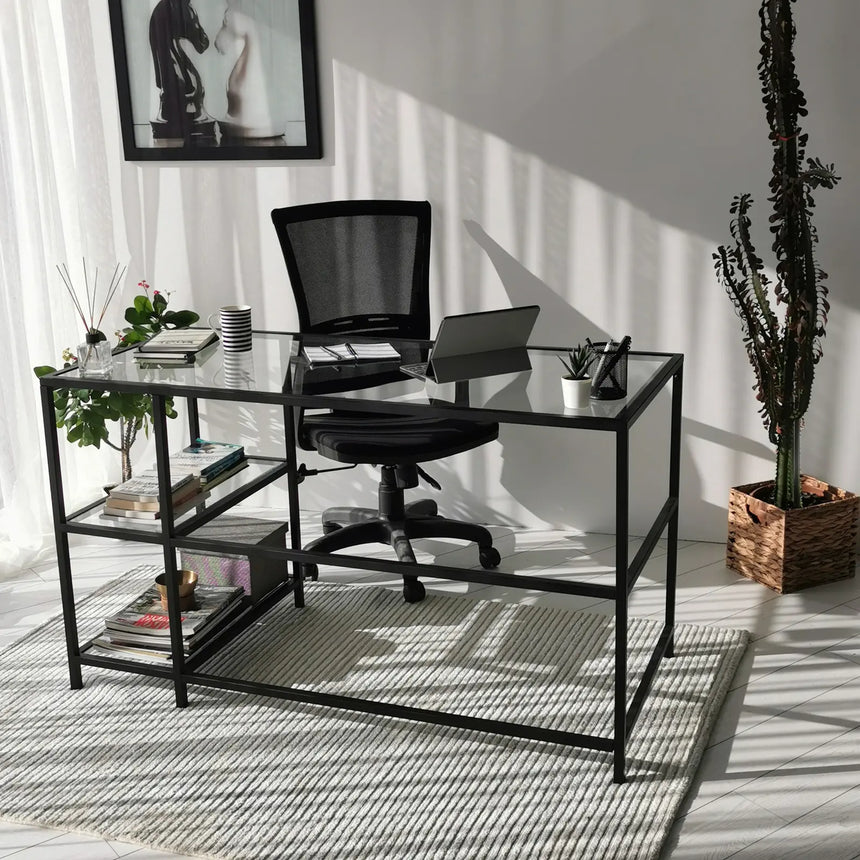 Schreibtisch Master aus Metall und gehärtetem Glas, 130×60×75 cm von Hanah Home – Bild 1