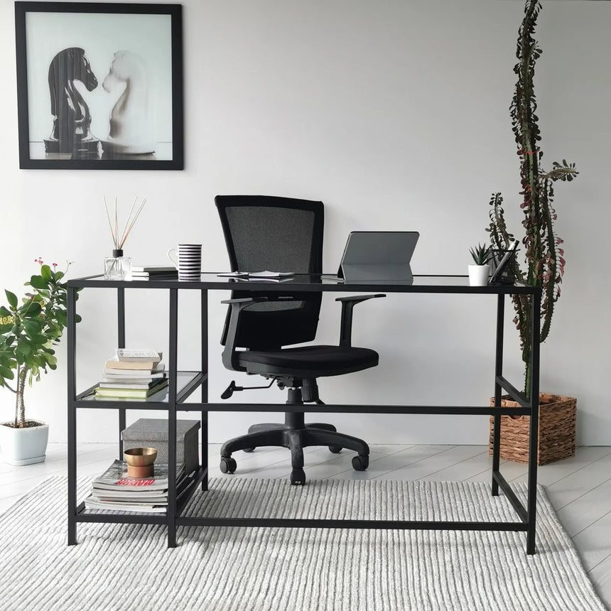 Schreibtisch Master aus gehärtetem Glas und Metall in Schwarz und Rauch, 130×60×75 cm von Hanah Home – Bild 2