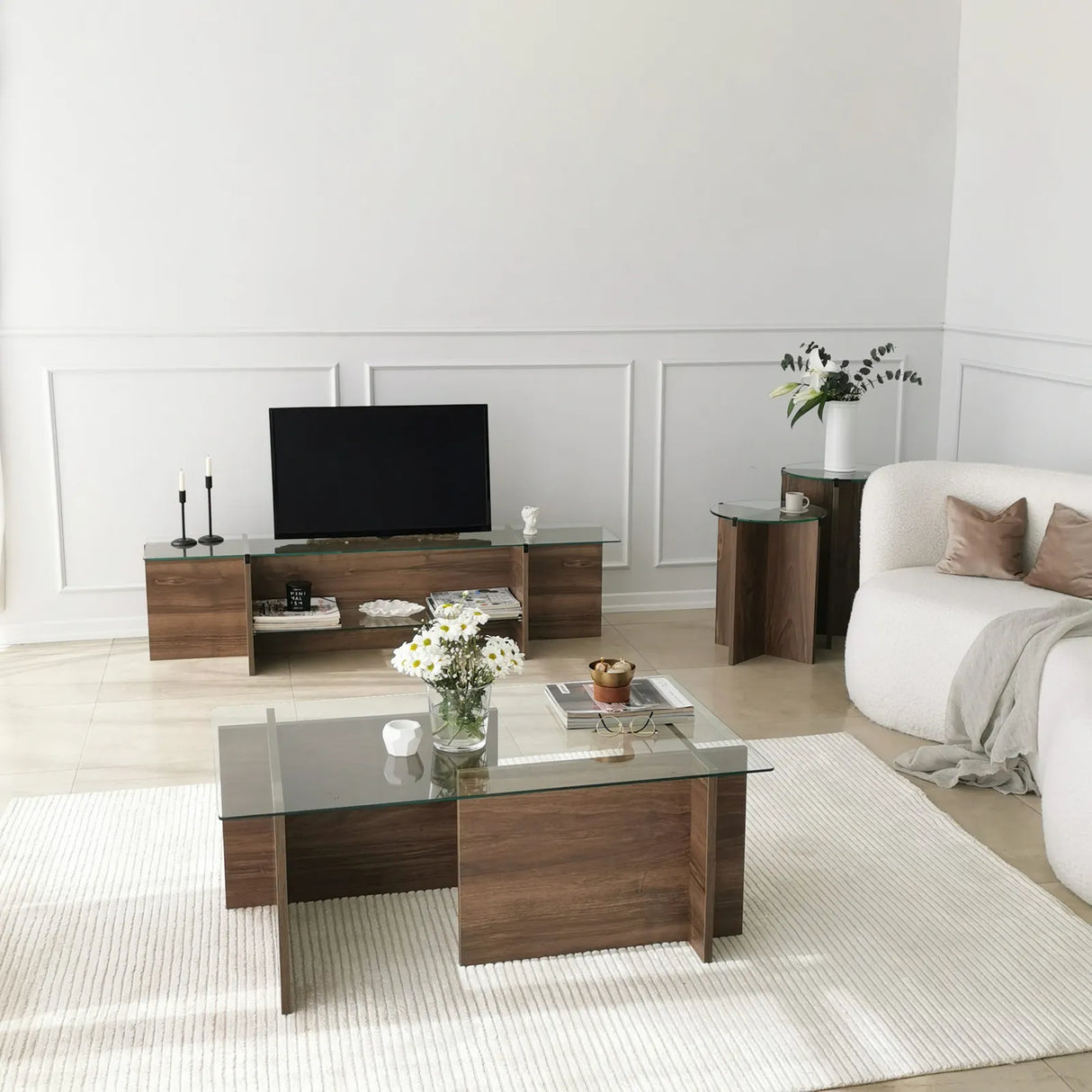 TV-Schrank Escape aus melaminbeschichteten Holz und gehärtetem Glas in Walnuss, 158×35×40 cm von Hanah Home – Bild 4