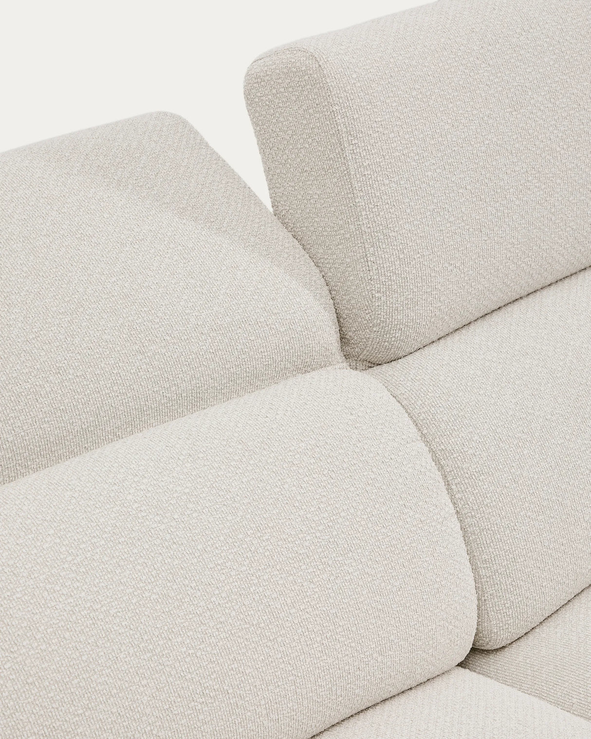 2-Sitzer-Sofa Aurum aus ecrufarbener Chenille mit verstellbarem Kopfteil und mattbeiger Metallbasis 210 cm FSC Mix Credit von Kave Home – Produktbild 16