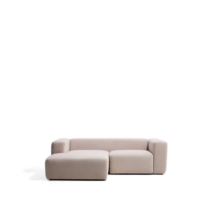 2-Sitzer-Sofa Blok mit Chaiselongue links in beiger Chenille, 240 cm, FSC Mix Credit von Kave Home – Bild 1