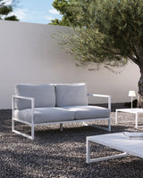 2-Sitzer-Sofa Comova 100% outdoor weiß und Aluminium weiß 150 cm von Kave Home – Bild 2