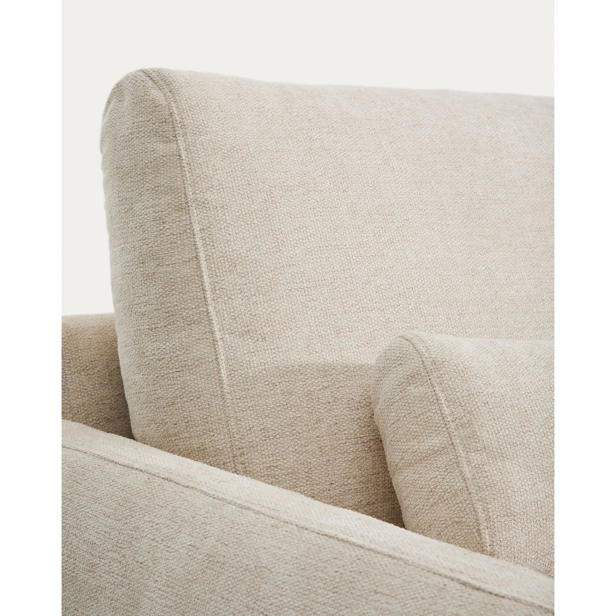 2-Sitzer-Sofa Veliro aus beiger Chenille mit schwarzen Stahlbeinen, 210 cm FSC Mix Credit von Kave Home – Bild 10