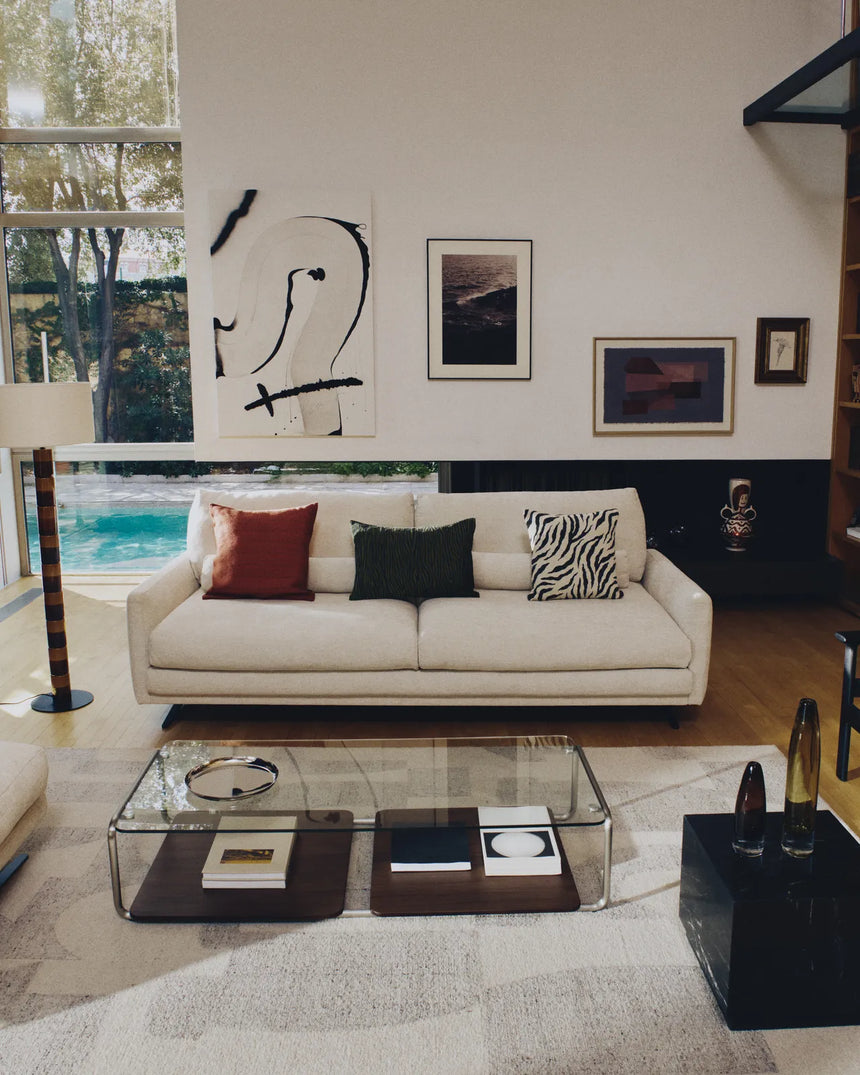 2-Sitzer-Sofa Veliro aus beiger Chenille mit schwarzen Stahlbeinen, 210 cm FSC Mix Credit von Kave Home – Bild 3