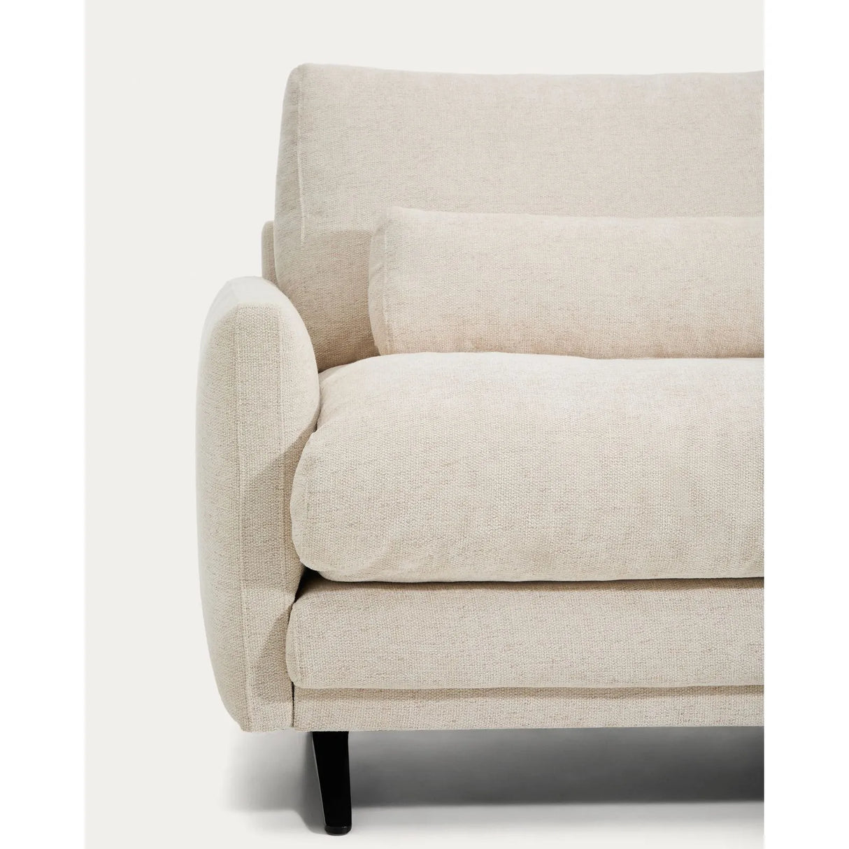 2-Sitzer-Sofa Veliro aus beiger Chenille mit schwarzen Stahlbeinen, 210 cm FSC Mix Credit von Kave Home – Bild 8