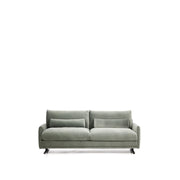 2-Sitzer-Sofa Veliro aus grünem Samt mit Stahlbeinen in schwarzer Ausführung, 210 cm FSC Mix Credit von Kave Home – Bild 1