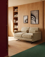 2-Sitzer-Sofa Veliro aus perlfarbenem Samt mit Stahlbeinen in schwarzer Ausführung, 180 cm, FSC Mix Credit von Kave Home – Bild 2