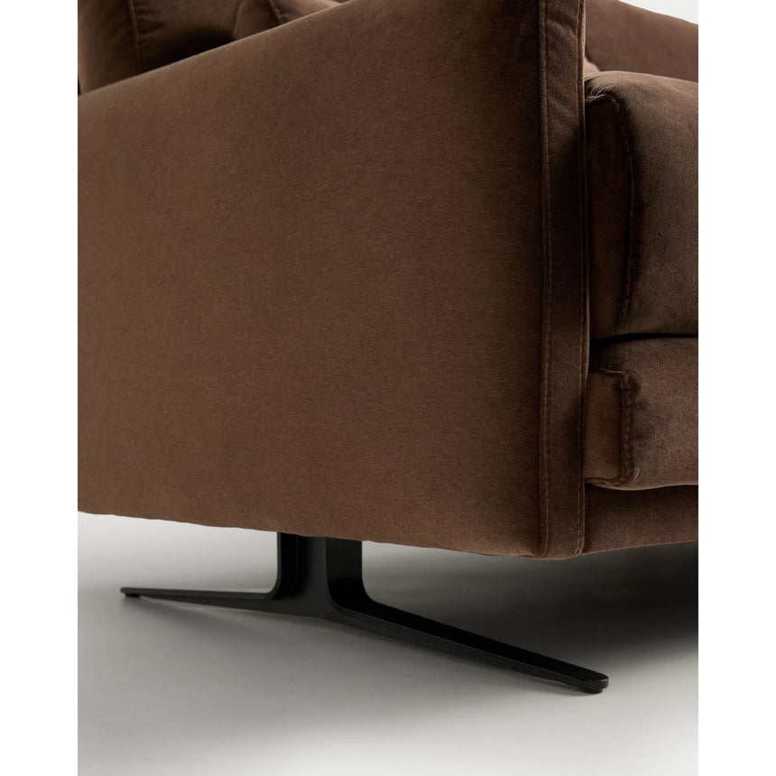 2-Sitzer-Sofa Veliro aus schokoladenbraunem Samt mit Stahlbeinen in schwarzer Ausführung, 180 cm, FSC Mix Credit von Kave Home – Bild 8