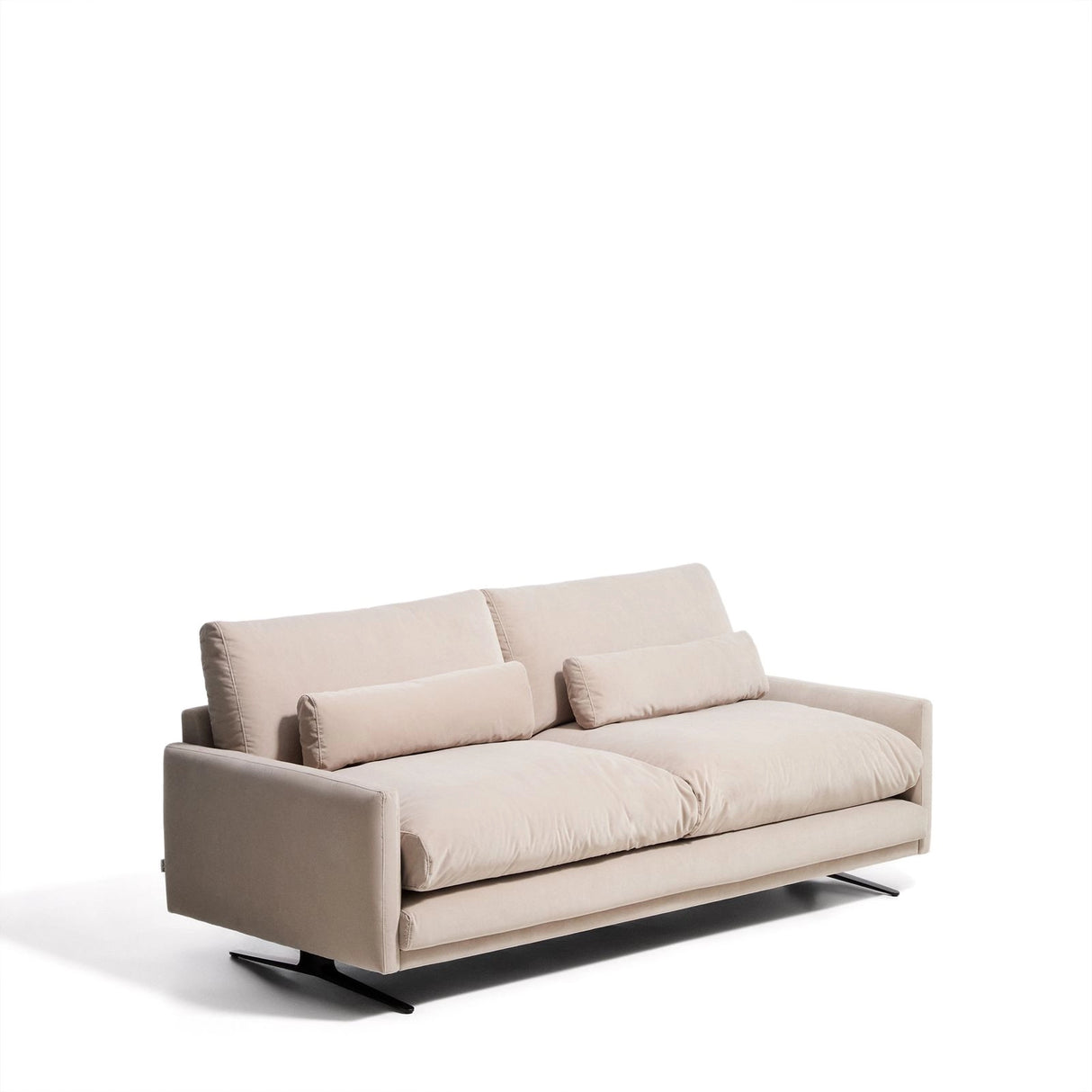 2-Sitzer-Sofa Veliro, schwer entflammbar, mit perlweißem Samt und Stahlbeinen mit schwarzem Finish, 210 cm, FSC Mix Credit von Kave Home – Bild 5