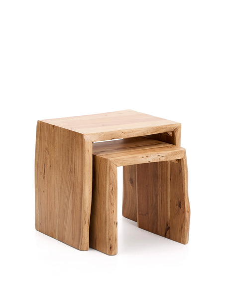 2er-Set Beistelltische Lomiri aus massivem Akazienholz mit gebleichtem Finish 50 x 42 cm / 34 x 42 cm von Kave Home – Produktbild 1