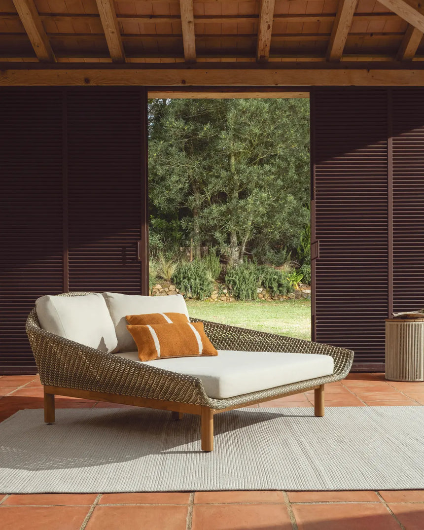 2er-Sonnenliege Olbia aus synthetischem Rattan und massivem Teakholz FSC 100 % von Kave Home – Bild 3
