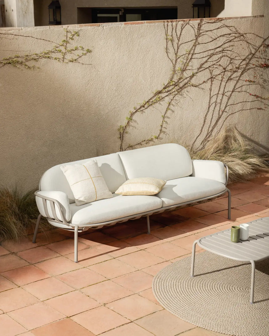 3-Sitzer-Outdoor-Sofa Joncols aus Aluminium mit taupefarbener Lackierung, 224 cm von Kave Home – Bild 2