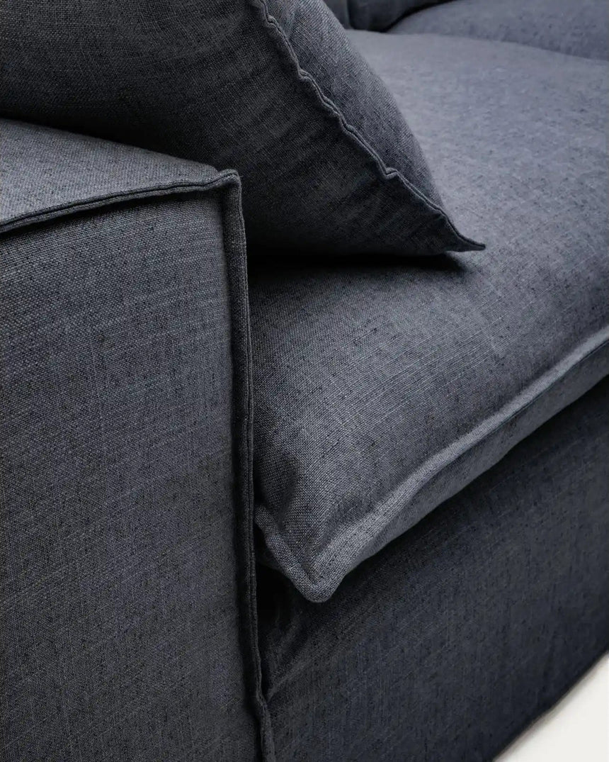 3-Sitzer-Sofa Anarela mit abnehmbarem Bezug aus Leinen und Viskose in Dunkelgrau, 260 cm, FSC Mix Credit von Kave Home – Bild 5