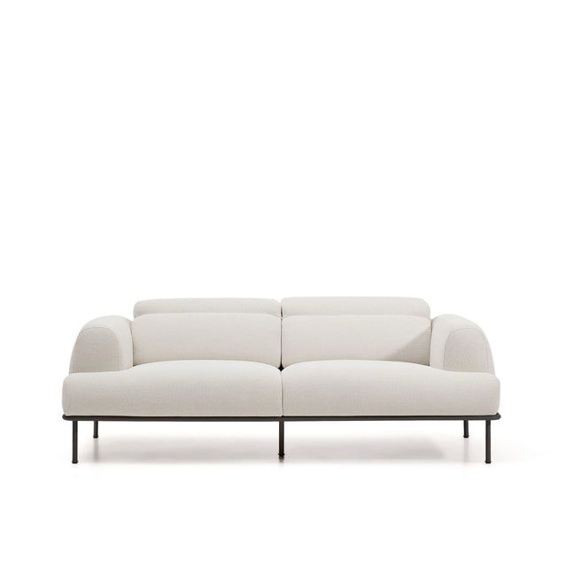 3-Sitzer-Sofa Aurum aus ecrufarbener Chenille mit verstellbarem Kopfteil und mattgrauer Metallbasis 234 cm FSC Mix Credit von Kave Home – Bild 1