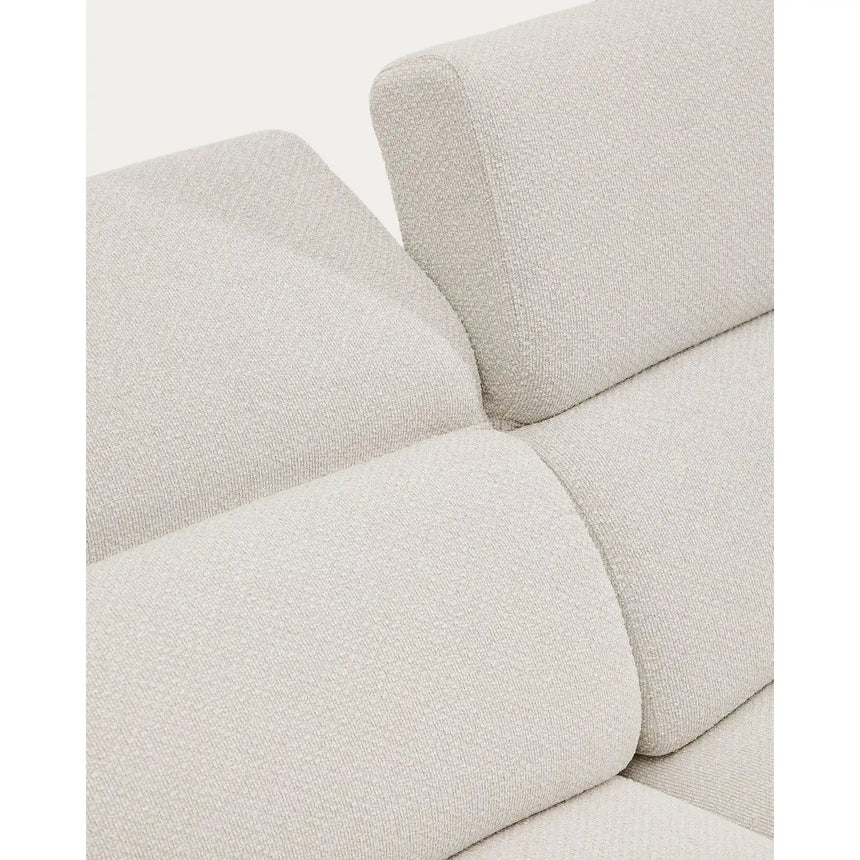 3-Sitzer-Sofa Aurum aus ecrufarbener Chenille mit verstellbarem Kopfteil und mattgrauer Metallbasis 234 cm FSC Mix Credit von Kave Home – Bild 16