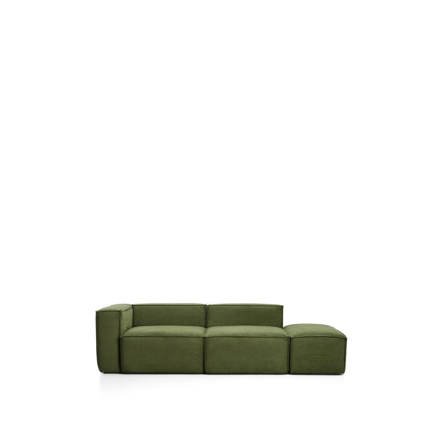 3-Sitzer-Sofa Blok mit Armlehne links und Pouf-Randmodul in Cord oder Chenille, 270 cm, FSC Mix Credit von Kave Home – Bild 1