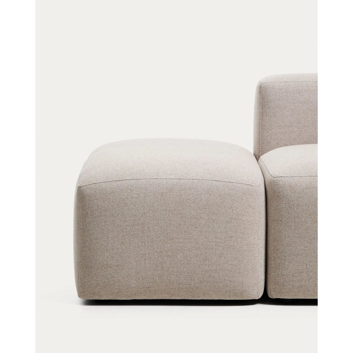 3-Sitzer-Sofa Blok mit Pouf-Randmodul in beiger Chenille, 240 cm, FSC Mix Credit von Kave Home – Bild 6