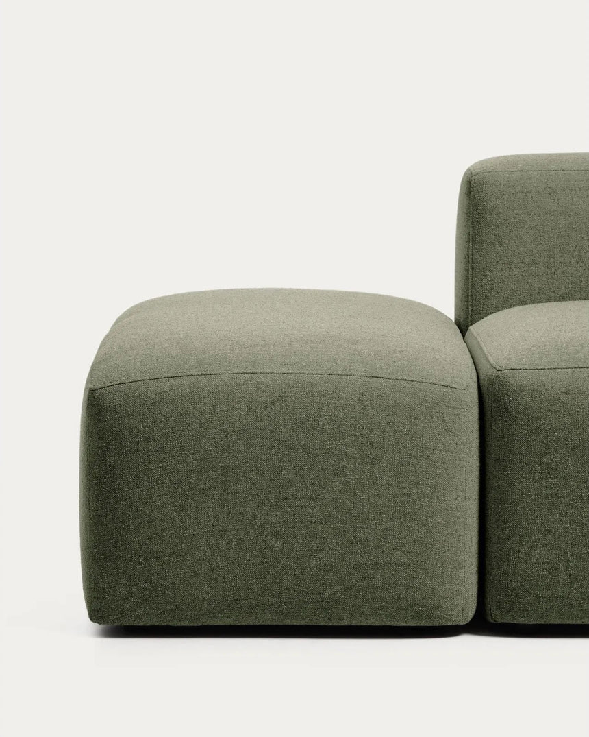 3-Sitzer-Sofa Blok mit Pouf-Randmodul in moosgrüner Chenille, 240 cm, FSC Mix Credit von Kave Home – Bild 6