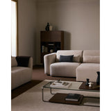 3-Sitzer-Sofa Lares mit elektrisch ausfahrbaren Sitzen und verstellbarer Kopfstütze in beiger Chenille, 240 cm von Kave Home – Produktbild 4