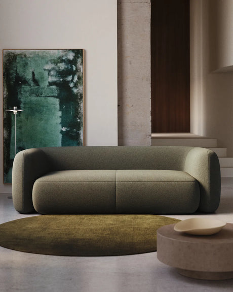 3-Sitzer-Sofa Martina in grüner Lammfelloptik 246 cm FSC Mix Credit von Kave Home – Produktbild 2